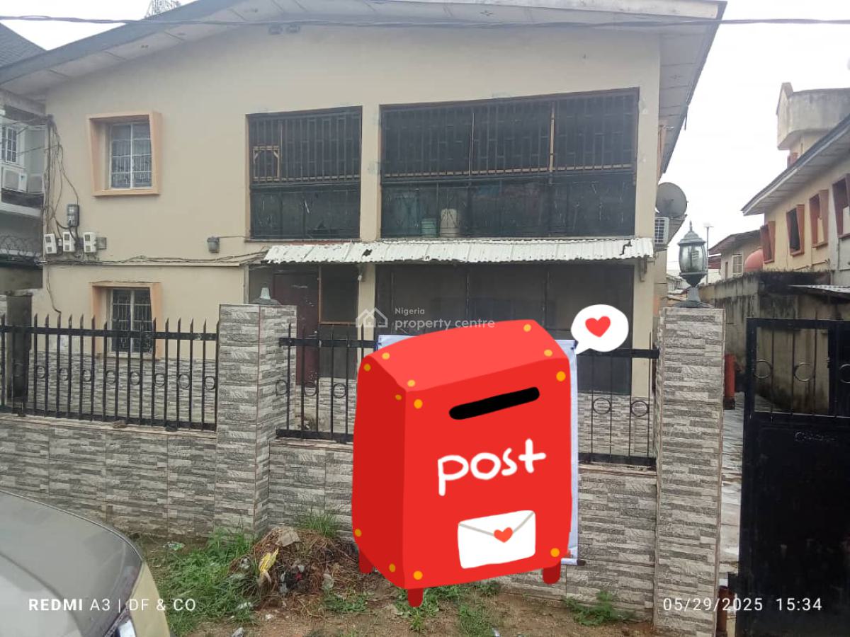 2 Units of 3-bedroom, 3 Units of 2bedroom and 2units Mini Flat, Off Adelabu, Surulere, Lagos, Flat / Apartment for Sale