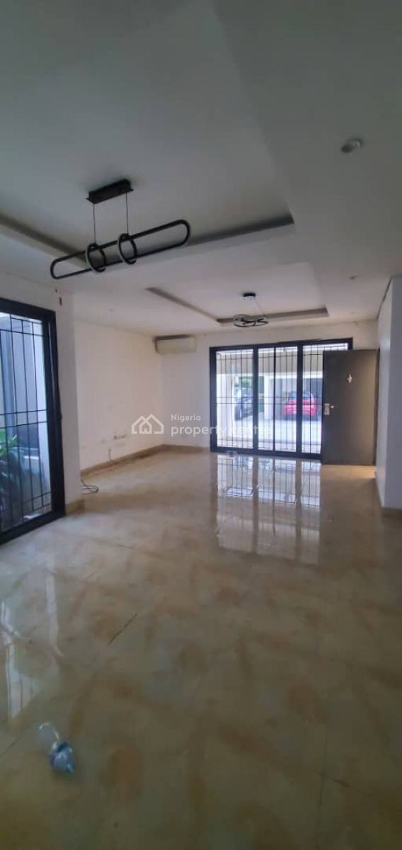 Waterfront Serviced 4 Bedroom Terrace Duplex with Bq, Admiralty Road, Lekki Phase 1, Lekki, Lagos, Terraced Duplex for Rent
