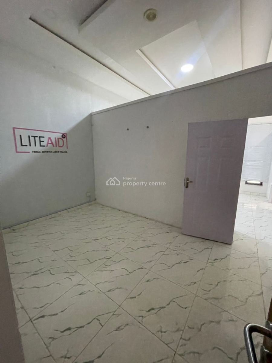 Commercial Prime Shop Or Office Space, Chevron Alternative Road, Lekki Phase 2, Lekki, Lagos, Office Space for Sale