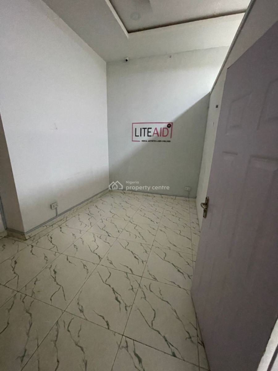 Commercial Prime Shop Or Office Space, Chevron Alternative Road, Lekki Phase 2, Lekki, Lagos, Office Space for Sale