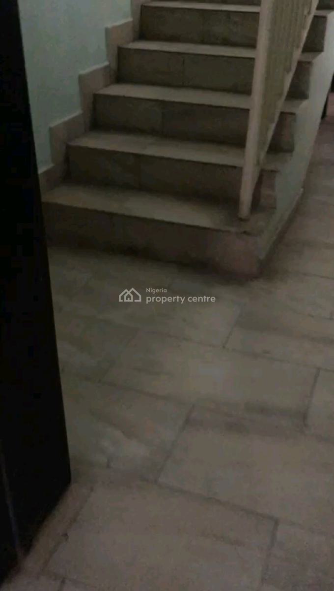 a Room in a Shared Apartment, Osapa London, Osapa, Lekki, Lagos, Flat / Apartment for Rent