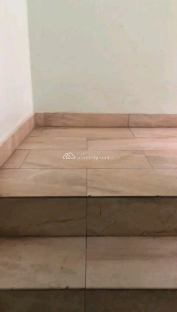 a Room in a Shared Apartment, Osapa London, Osapa, Lekki, Lagos, Flat / Apartment for Rent