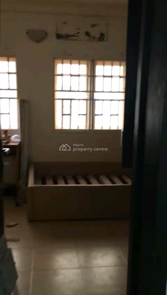 a Room in a Shared Apartment, Osapa London, Osapa, Lekki, Lagos, Flat / Apartment for Rent