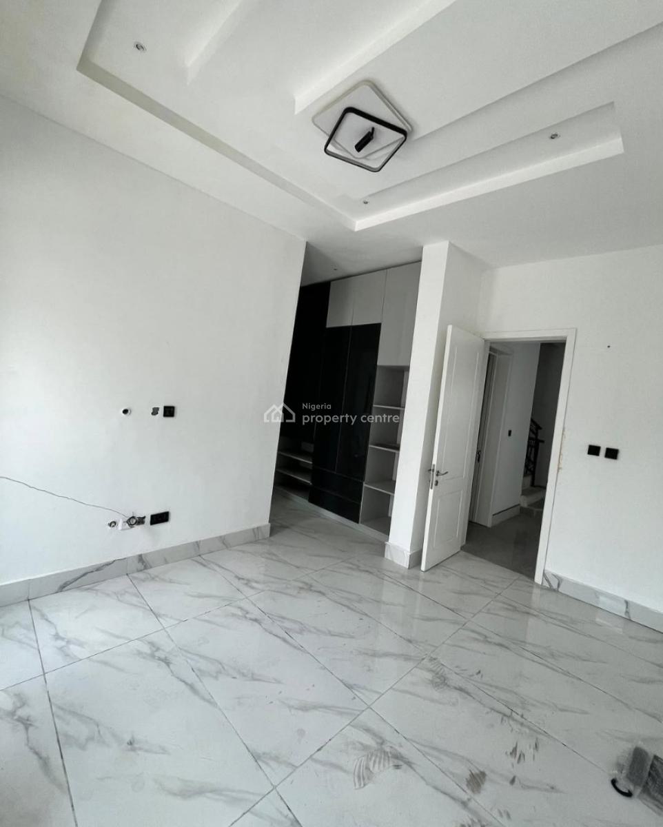 Tastefully Finished and Serviced with 24/7 Power Supply 4 Bedroom En-s, Ikoyi, Lagos, Terraced Duplex for Rent