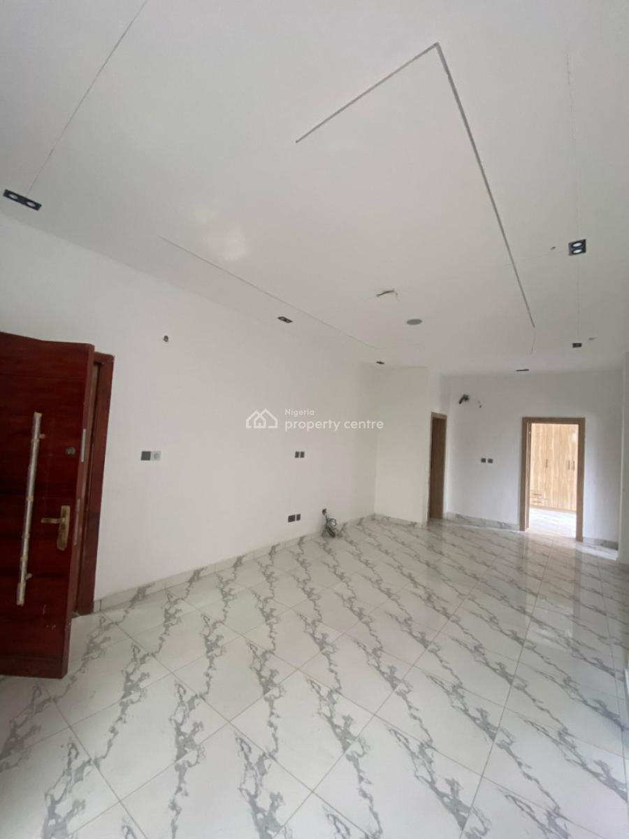 Spacious 3 Bedrooms Apartment, Fully Serviced, Orchid Road, Eleganza Bus-stop, Lekki, Lagos, Flat / Apartment for Sale