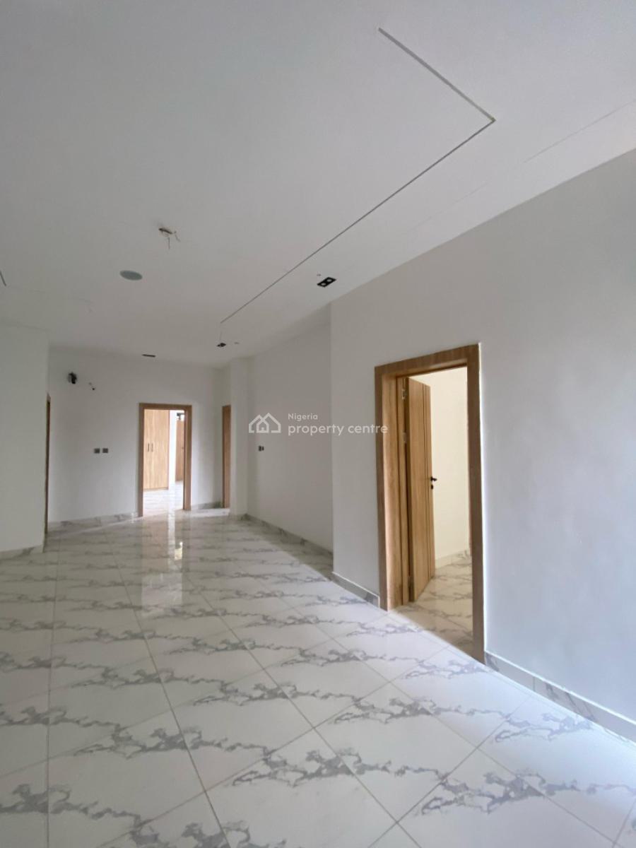 Spacious 3 Bedrooms Apartment, Fully Serviced, Orchid Road, Eleganza Bus-stop, Lekki, Lagos, Flat / Apartment for Sale