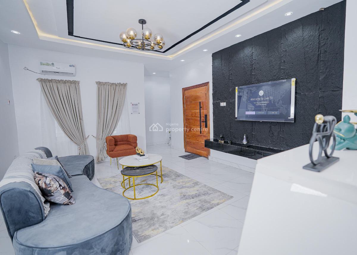 Luxury 2 Bedroom Apartment, Ikorodu, Lagos, Flat / Apartment Short Let