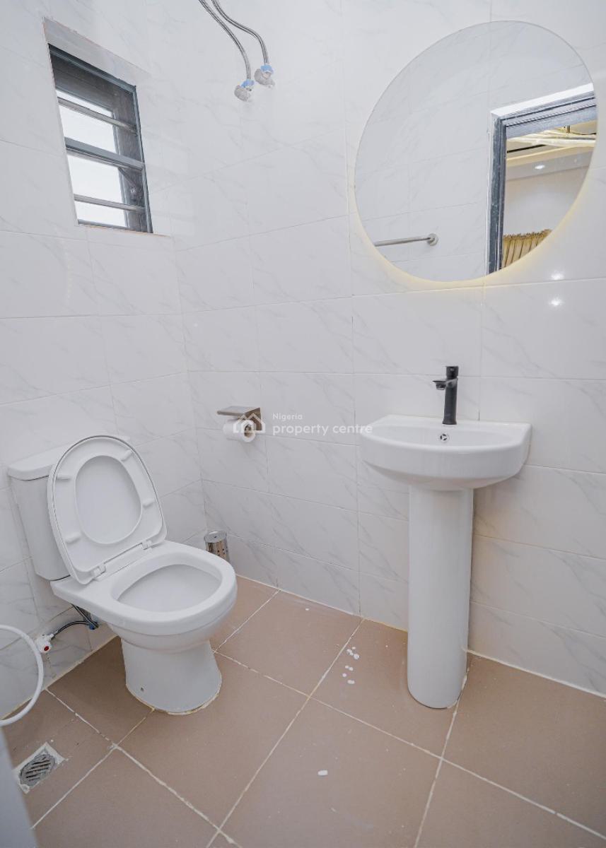 Luxury 2 Bedroom Apartment, Ikorodu, Lagos, Flat / Apartment Short Let