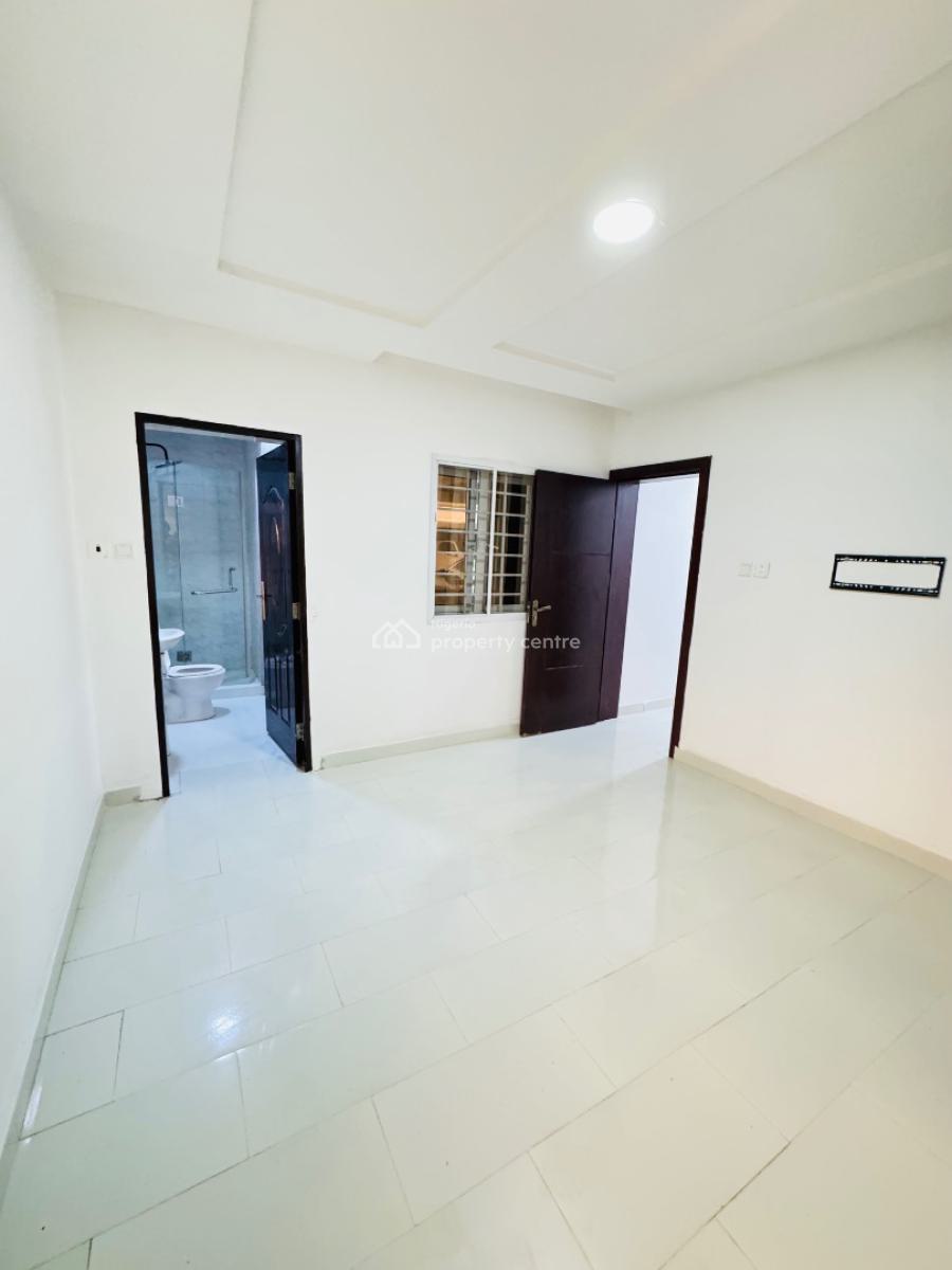 Brand New Spacious 2 Bedroom Flat Available, Orchid Road, Lekki, Lagos, Block of Flats for Sale