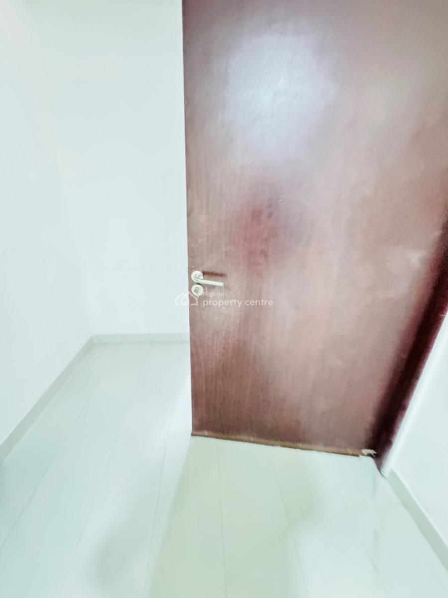 Brand New Spacious 2 Bedroom Flat Available, Orchid Road, Lekki, Lagos, Block of Flats for Sale