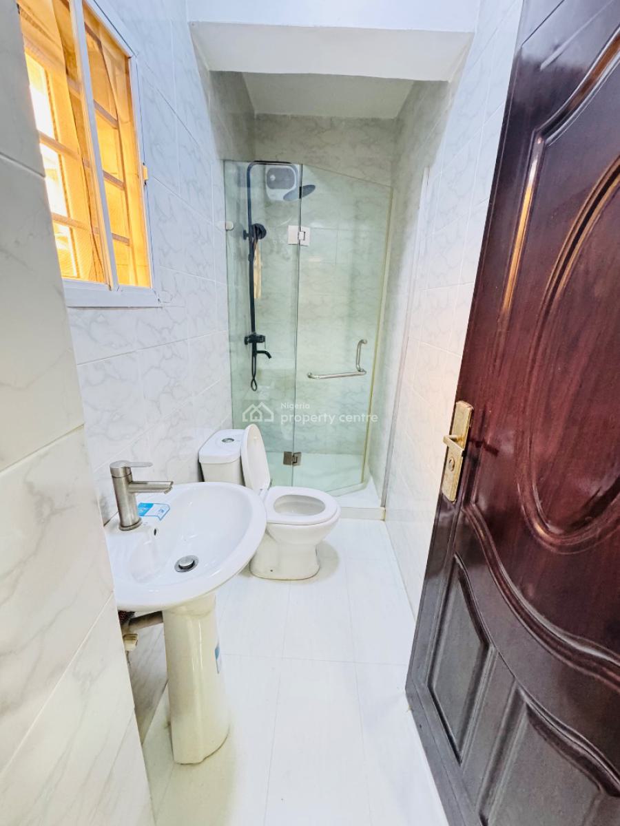 Brand New Spacious 2 Bedroom Flat Available, Orchid Road, Lekki, Lagos, Block of Flats for Sale
