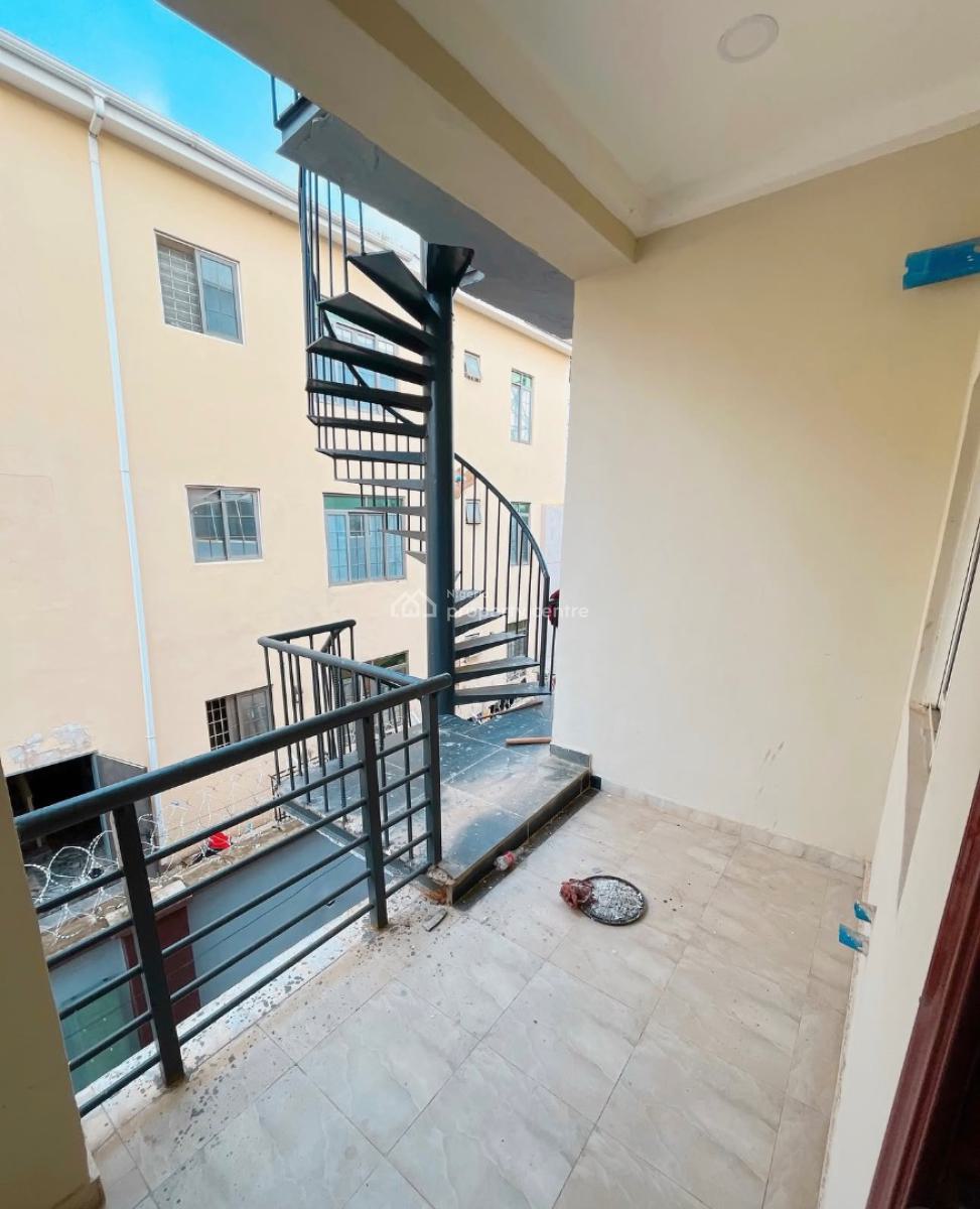 Newly Built Serviced 3 Bedroom Flat, Jahi Gilmore, Jahi, Abuja, Flat / Apartment for Rent