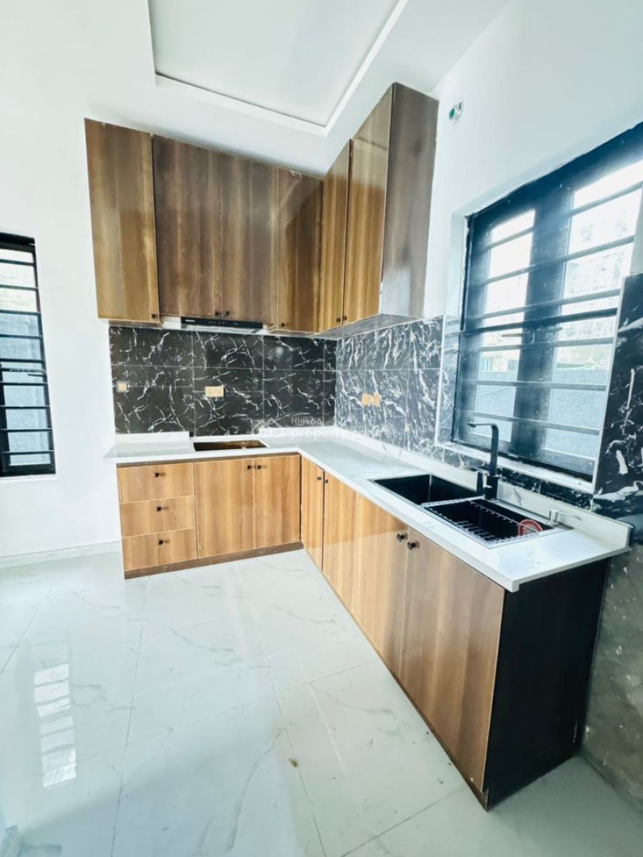 Spacious 1 Bedroom Flat Available, Orchid Road, Lekki, Lagos, Block of Flats for Sale