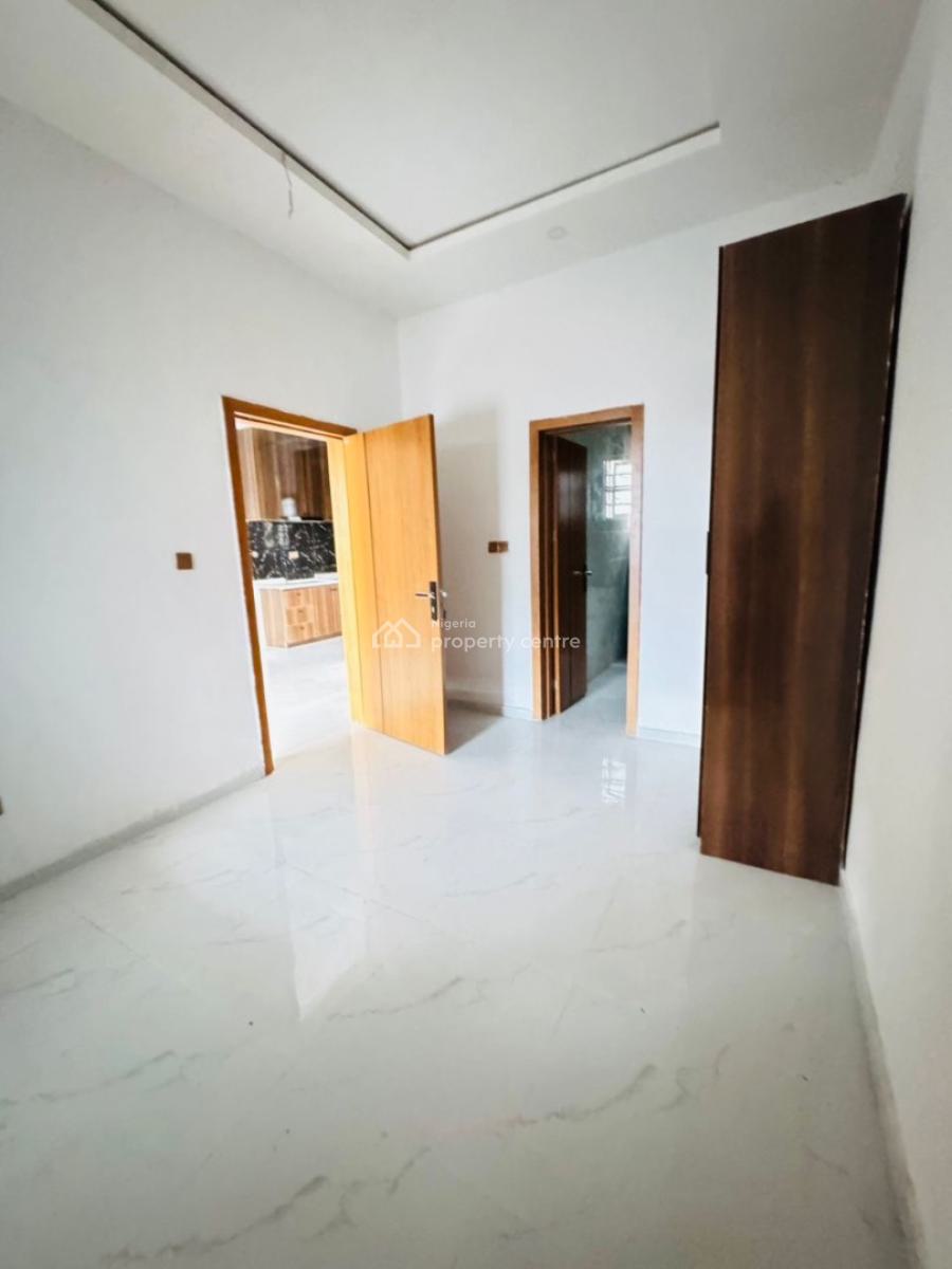 Spacious 1 Bedroom Flat Available, Orchid Road, Lekki, Lagos, Block of Flats for Sale