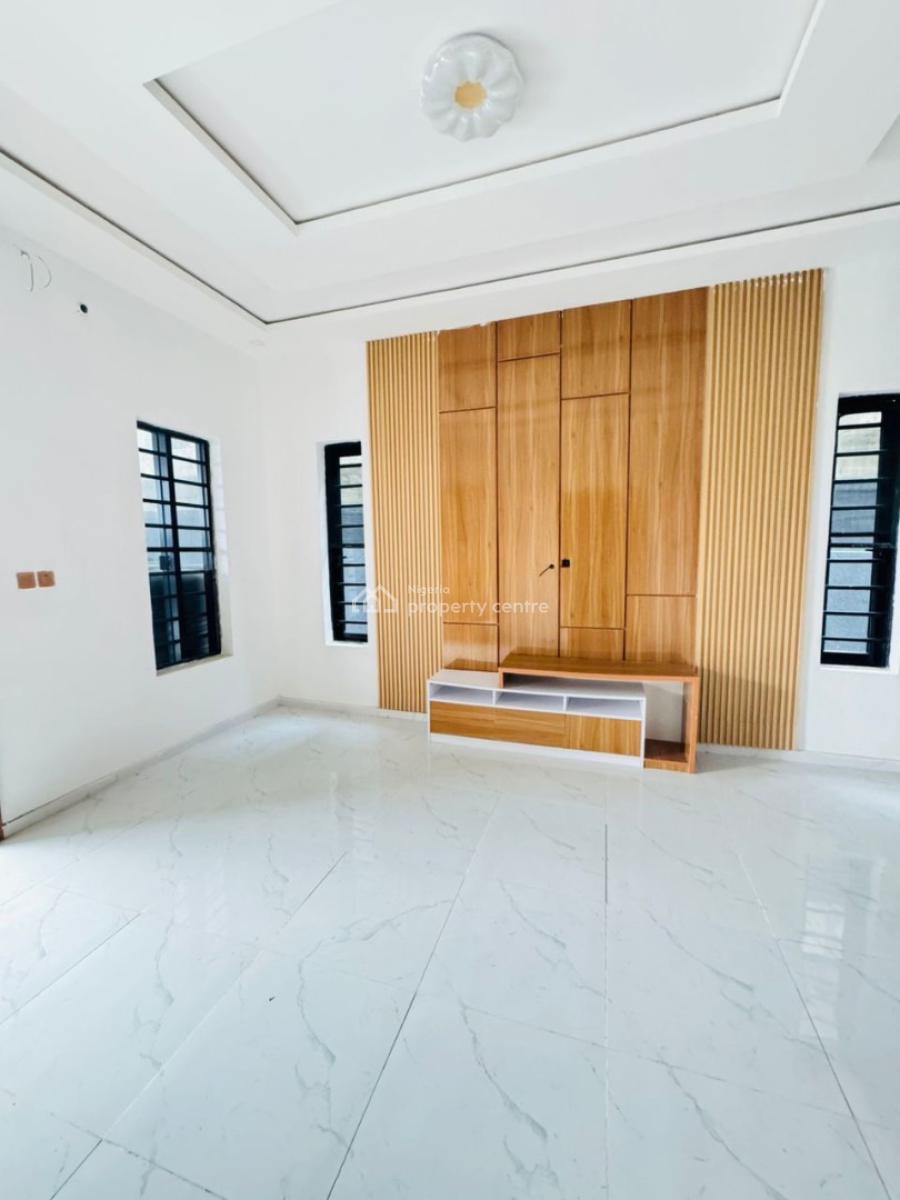 Spacious 1 Bedroom Flat Available, Orchid Road, Lekki, Lagos, Block of Flats for Sale