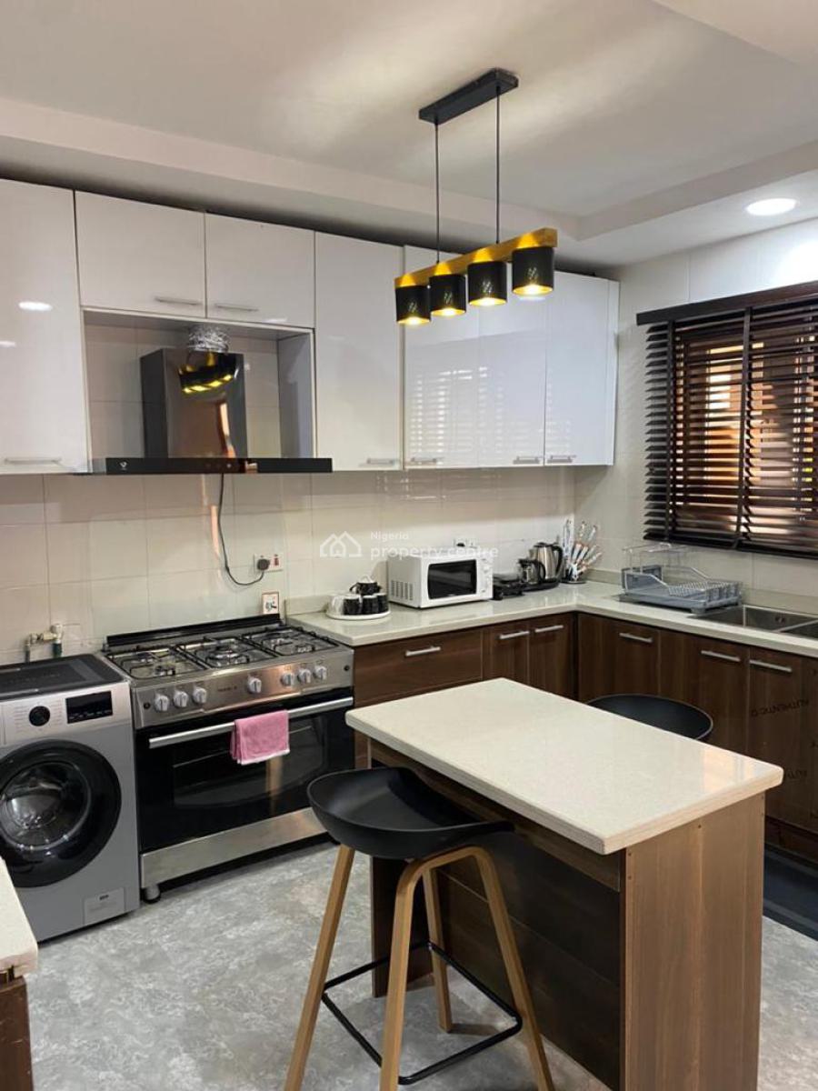Luxurious 3 Bedroom Apartment, Allen, Ikeja, Lagos, Flat / Apartment Short Let