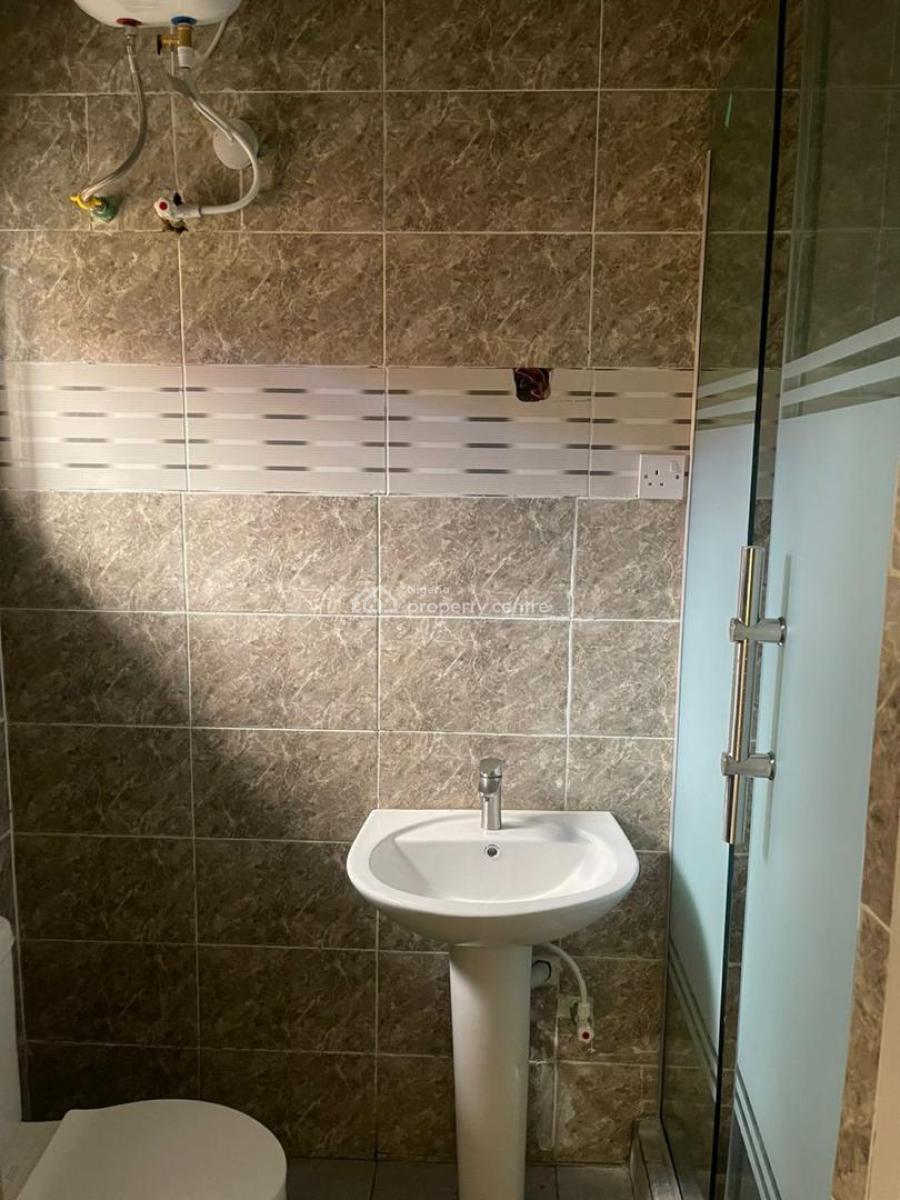 Luxury 4 Bedroom Detached House with Bq, Gra Phase 2, Magodo, Lagos, Detached Duplex for Rent