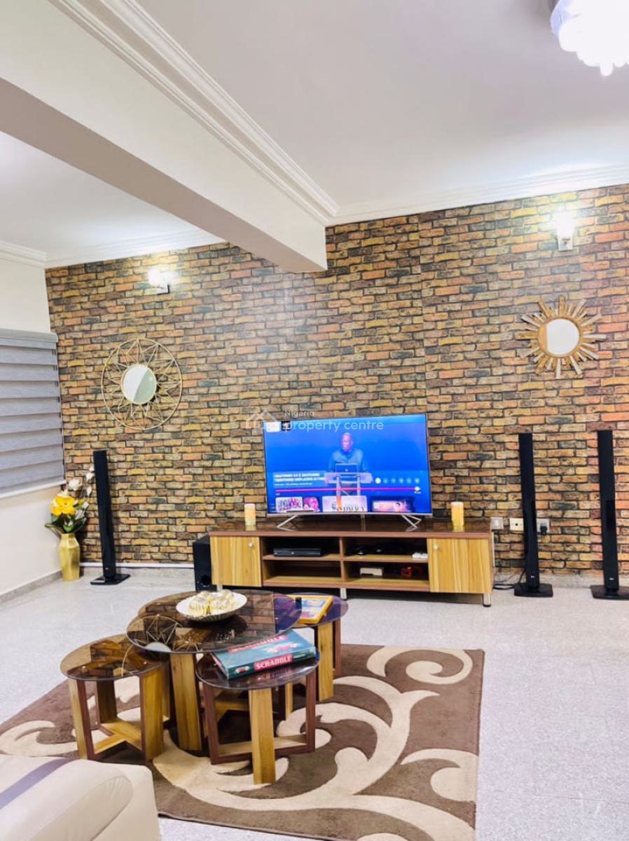 a Well Furnished 2 Bedroom for Party and Stay., Lekki Phase 1, Lekki, Lagos, Flat / Apartment Short Let
