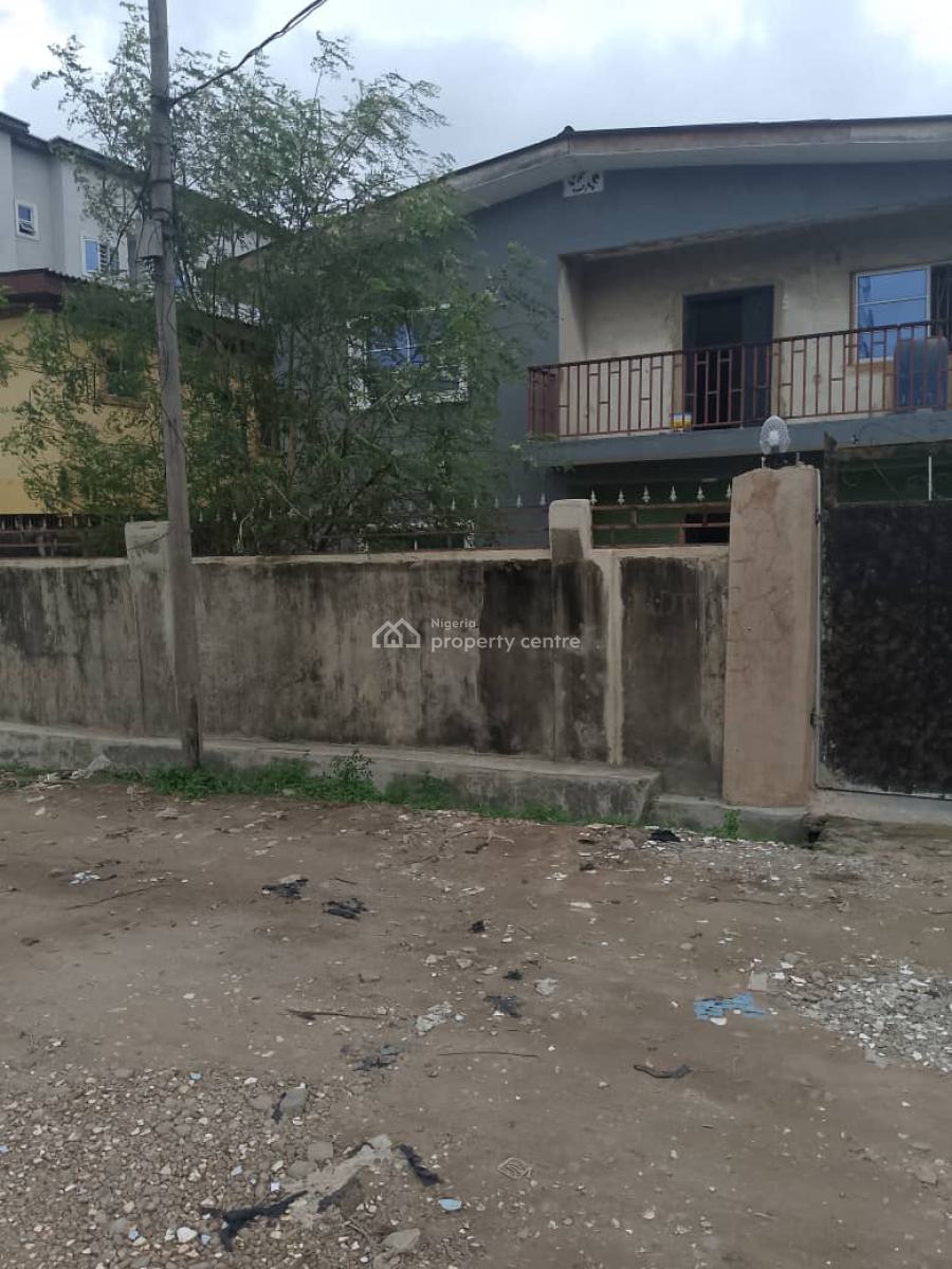 4 Units of 3 Bedroom Available in a Good Area, Fola Agoro, Fola Agoro, Yaba, Lagos, Flat / Apartment for Rent