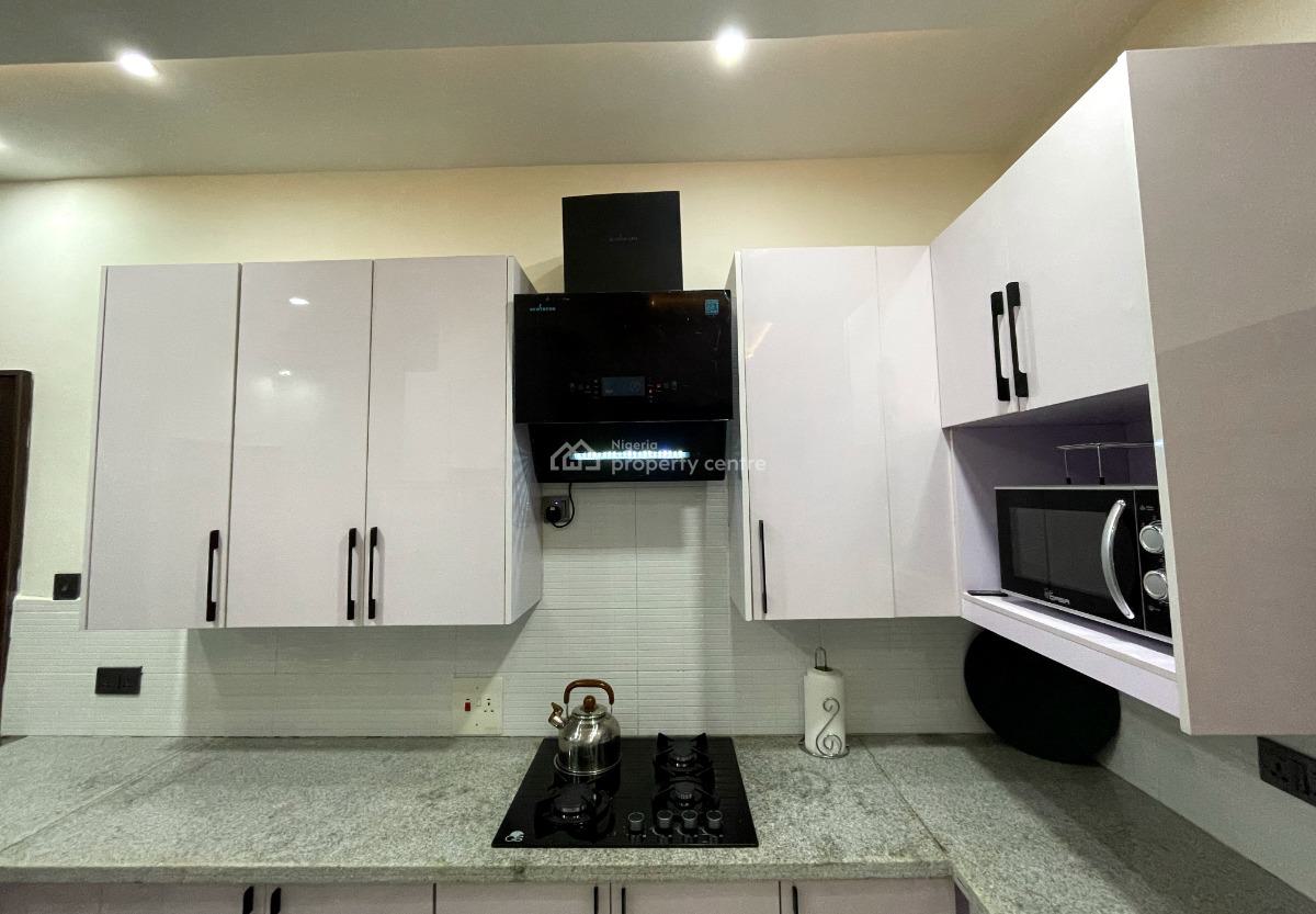 Fully Furnished 3 Bedroom Apartment in an Estate on Pyakasa Road Lugbe, Pyakasa Road, Pyakasa, Lugbe District, Abuja, Flat / Apartment for Rent