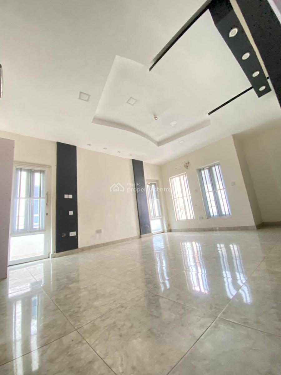 Distressed 4 Bedroom Fully Detached Duplex, United Estate, Sangotedo, Ajah, Lagos, Detached Duplex for Sale