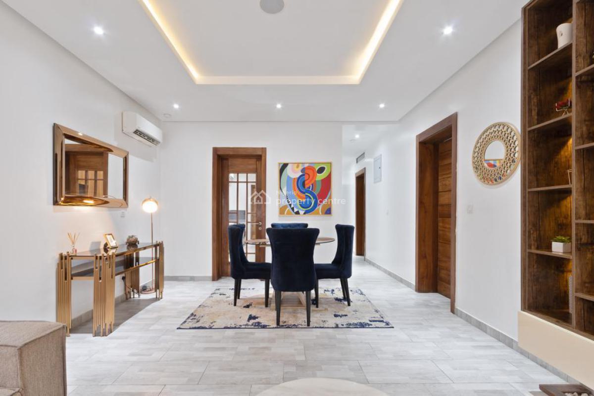 *a Luxury Fully Furnished 3 Bedroom Flat *, Lekki Phase 1, Lekki, Lagos, Flat / Apartment Short Let