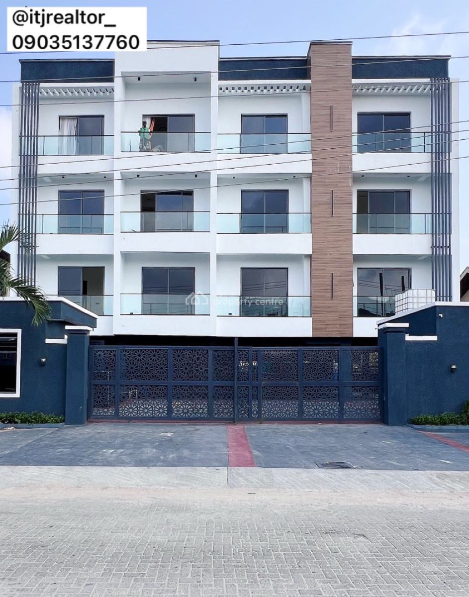 Fully Serviced 3 Bedroom Apartment with Bq, Lekki Phase 1, Lekki Phase 1, Lekki, Lagos, Block of Flats for Sale