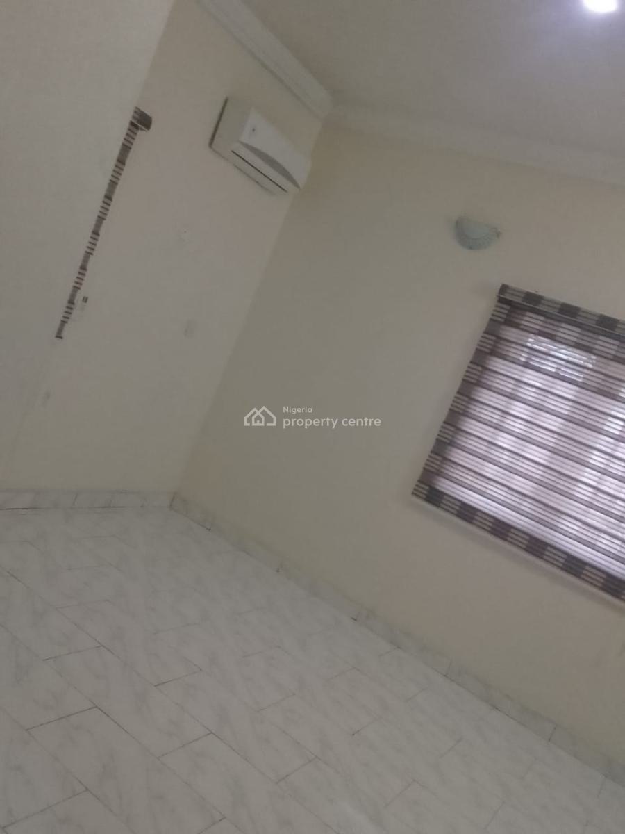 Standard Service 2bedroom Block of Flats, By American International School, Durumi, Abuja, Flat / Apartment for Rent