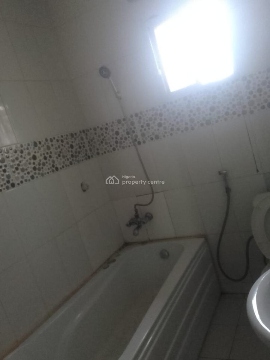 Standard Service 2bedroom Block of Flats, By American International School, Durumi, Abuja, Flat / Apartment for Rent
