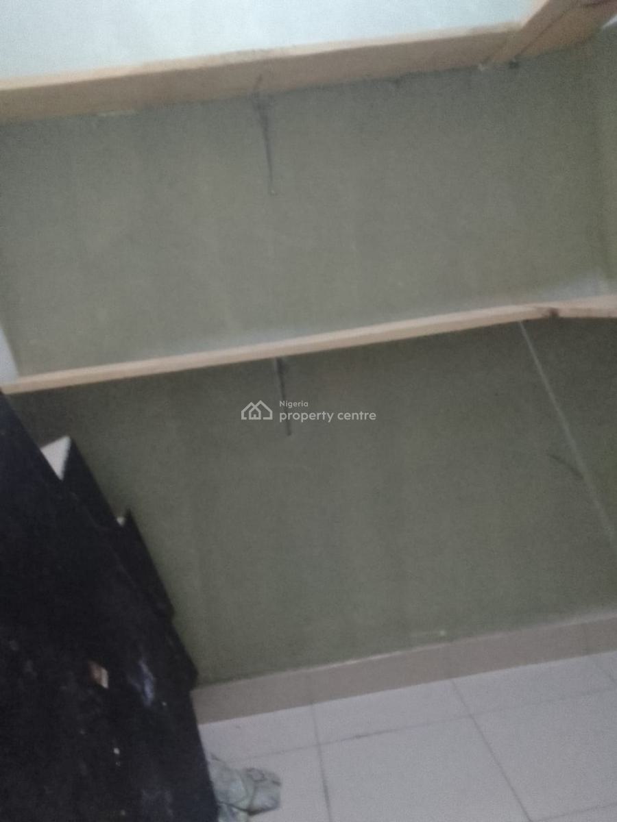 Standard Service 2bedroom Block of Flats, By American International School, Durumi, Abuja, Flat / Apartment for Rent