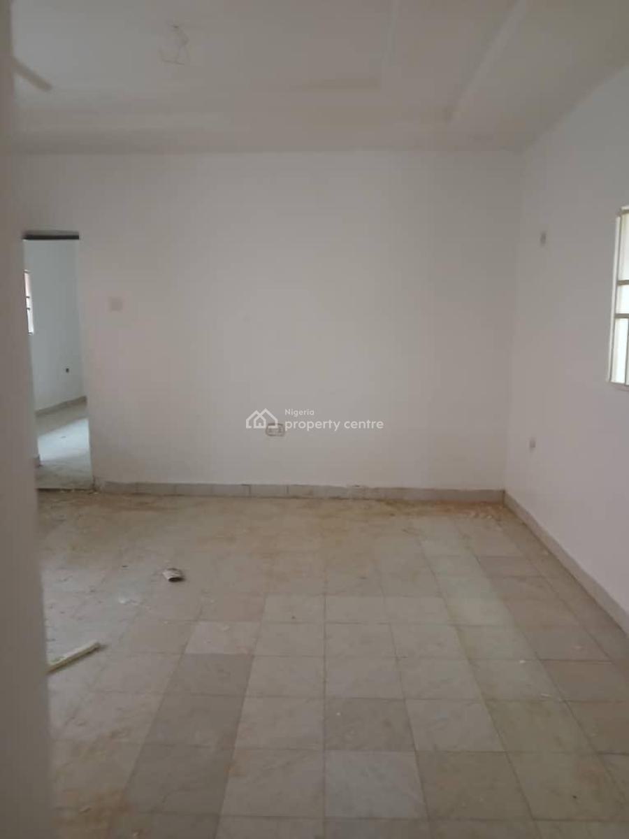 Standard One Bedroom Apartment in a Serene and Secured Neighborhood, 4th Avenue, Gwarinpa, Abuja, Mini Flat (room and Parlour) for Rent