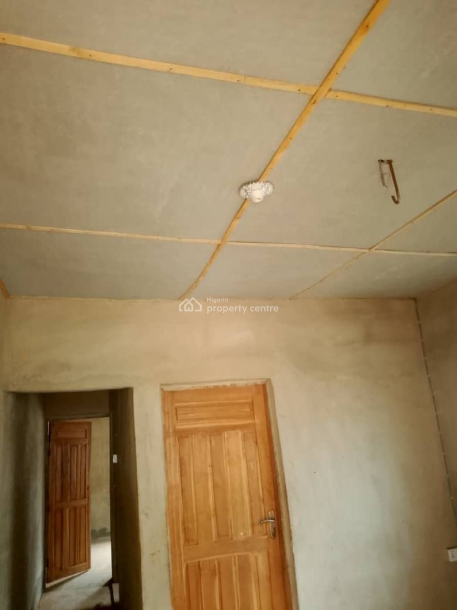 a Clean and Decent Room and Parlor, Lucky Fiber Road, Ikorodu, Lagos, Flat / Apartment for Rent