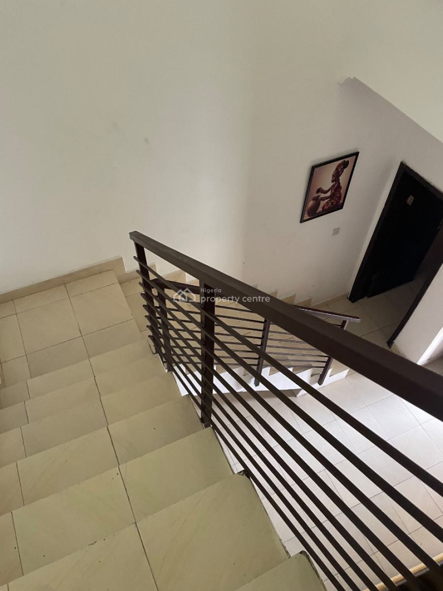Well Maintained 3 Bedroom Terrace, Chevron, Lekki Expressway, Lekki, Lagos, Terraced Duplex for Rent