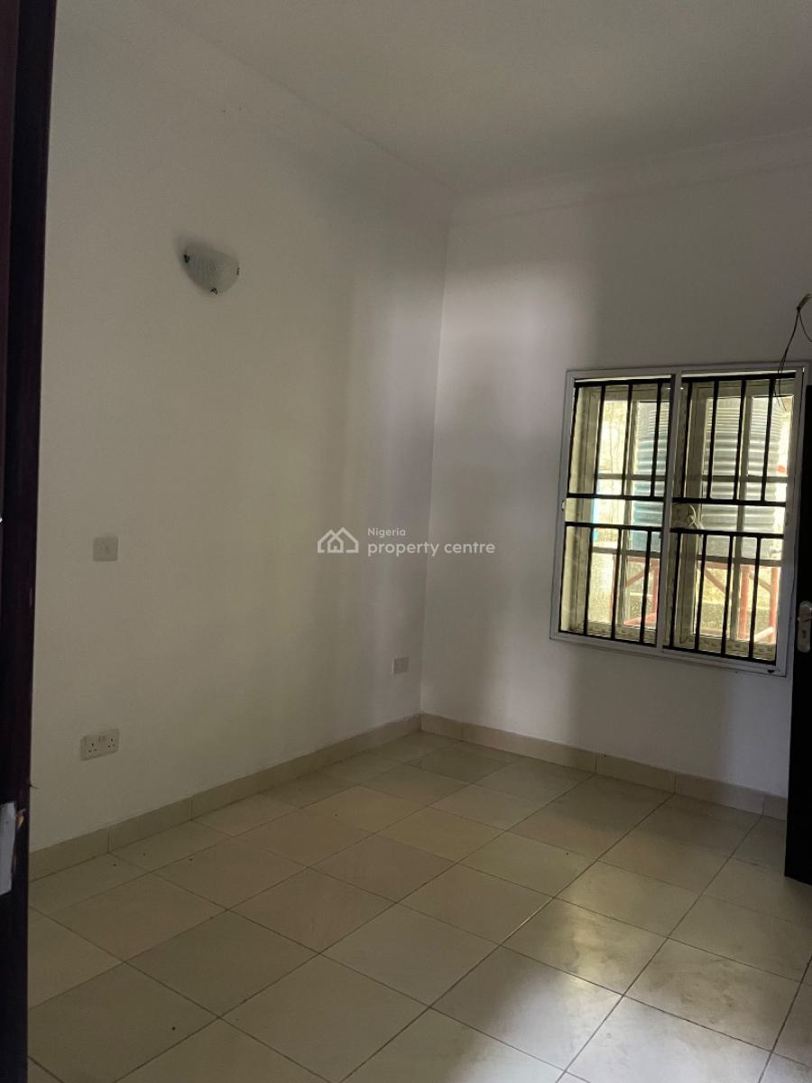 Well Maintained 3 Bedroom Terrace, Chevron, Lekki Expressway, Lekki, Lagos, Terraced Duplex for Rent