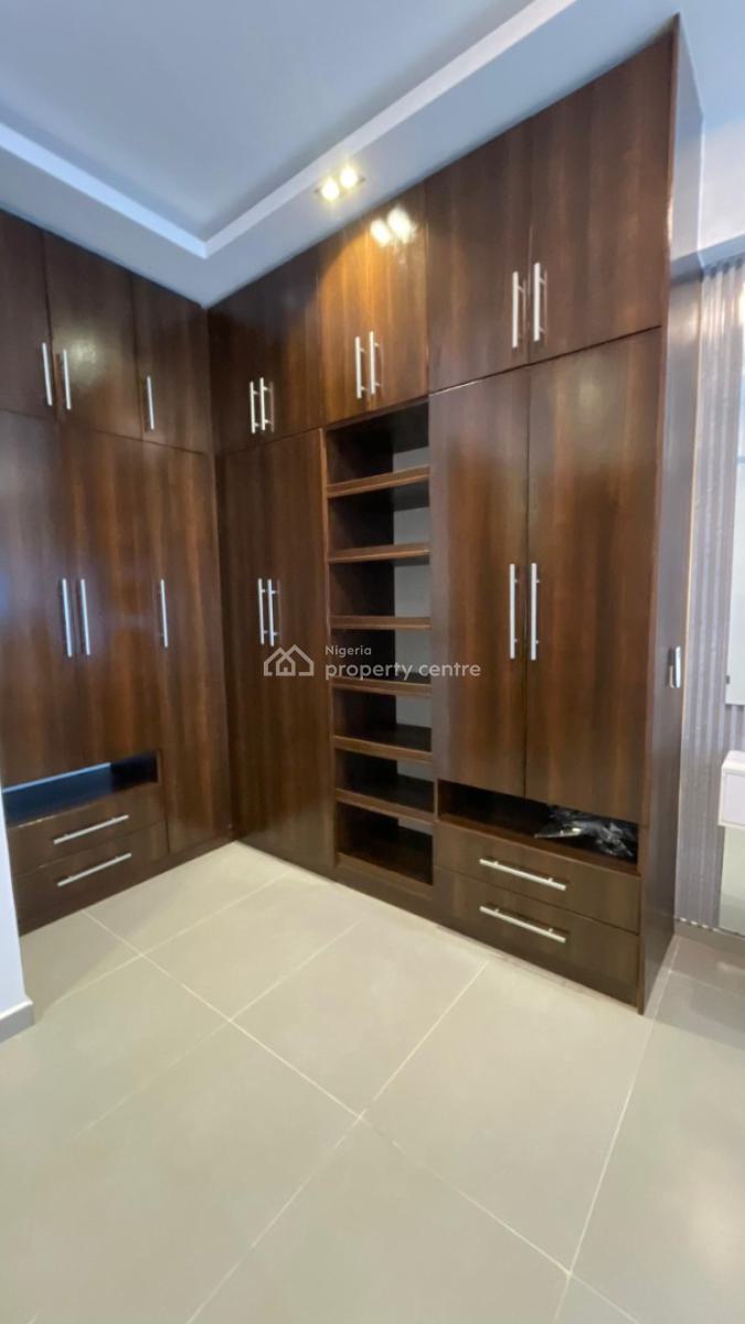 3 Bedroom Apartment + Bq in Ikoyi, Old Ikoyi, Ikoyi, Lagos, Flat / Apartment for Rent