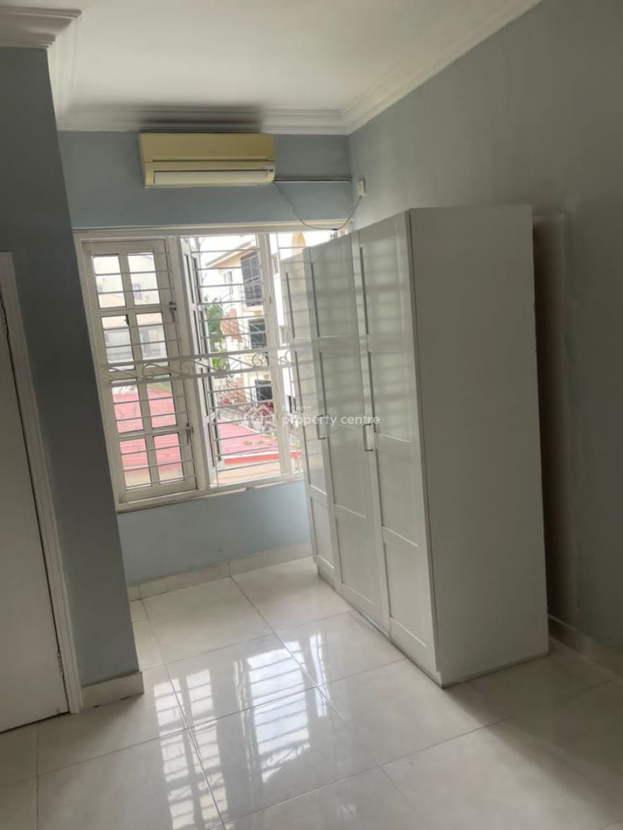 3bed Come with Air Conditioner, 22 Sir Tony Eromosele Street Parkview Estate Ikoyi Lagos, Ikoyi, Lagos, Flat / Apartment for Rent