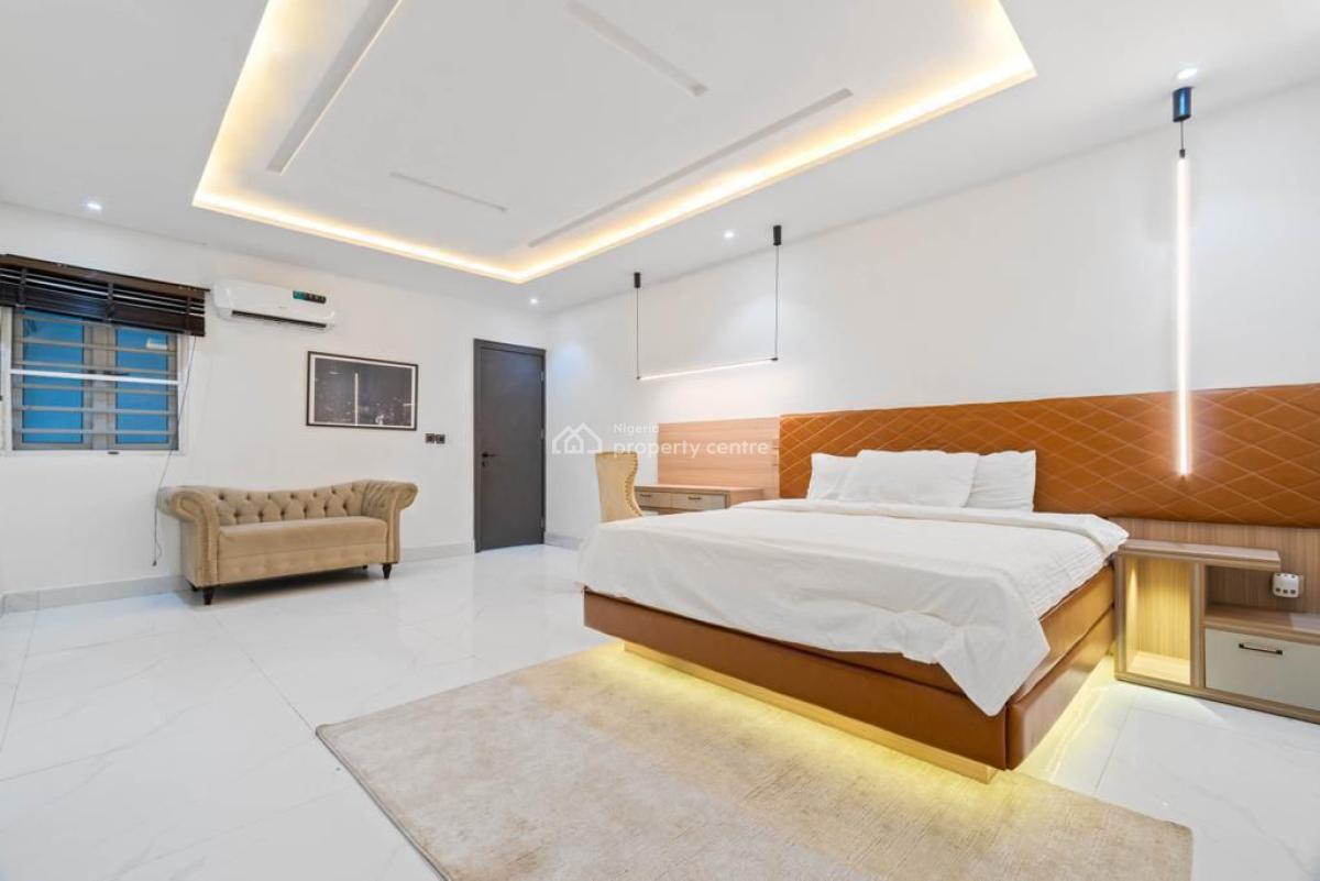 Spacious 2 Bedroom Apartment, Phase 1, Lekki, Lagos, Flat / Apartment Short Let