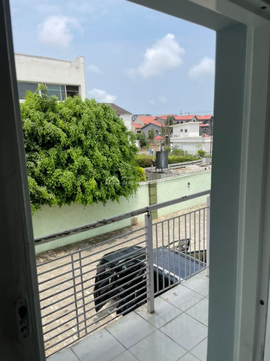3bed Come with Air Conditioner, 22 Sir Tony Eromosele Street Parkview Estate Ikoyi Lagos, Ikoyi, Lagos, Flat / Apartment for Rent