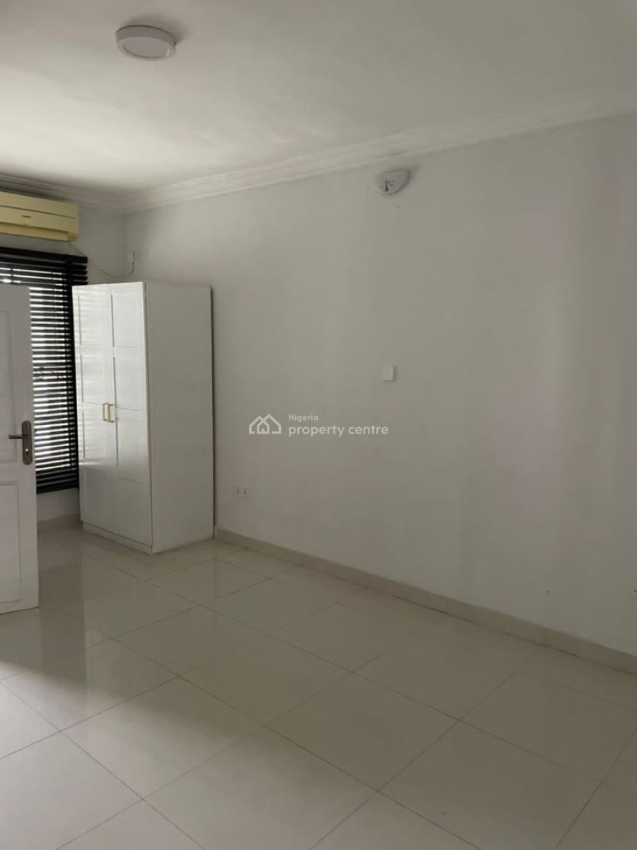 3bed Come with Air Conditioner, 22 Sir Tony Eromosele Street Parkview Estate Ikoyi Lagos, Ikoyi, Lagos, Flat / Apartment for Rent