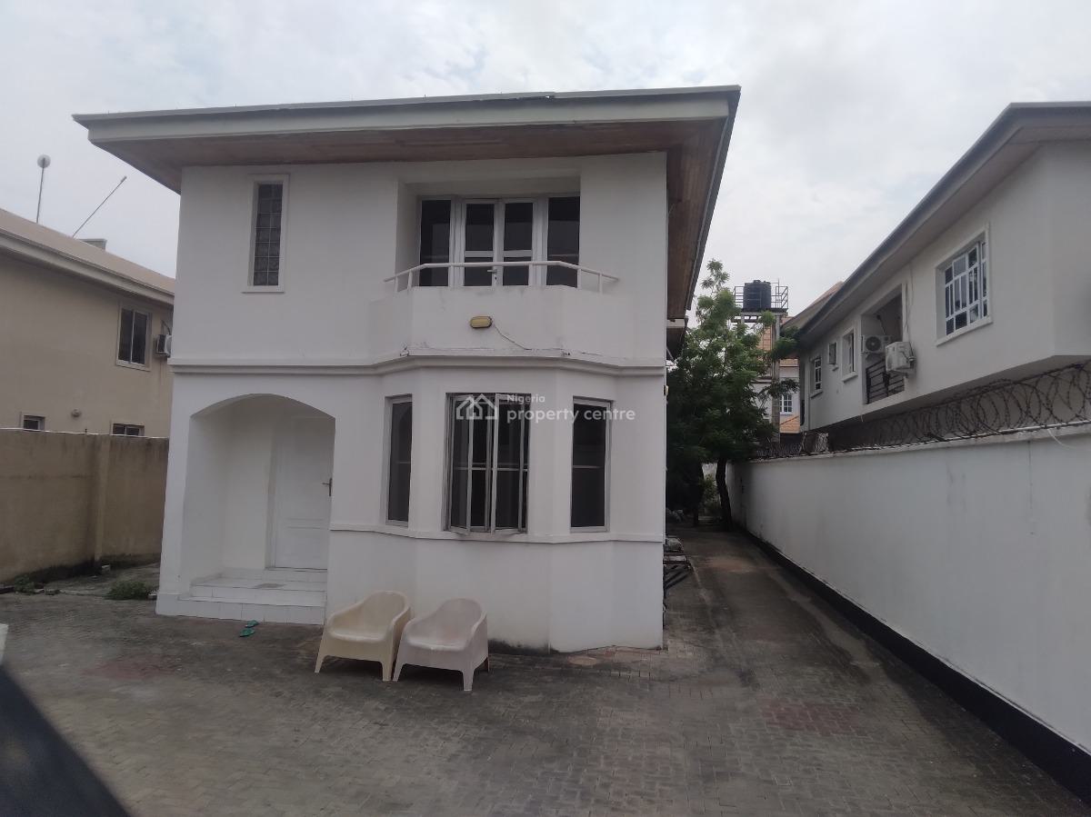 Four (4) Bedroom Fully Detached Duplex + 2 Rooms Bq, Lekki Phase 1, Lekki, Lagos, Detached Duplex for Rent