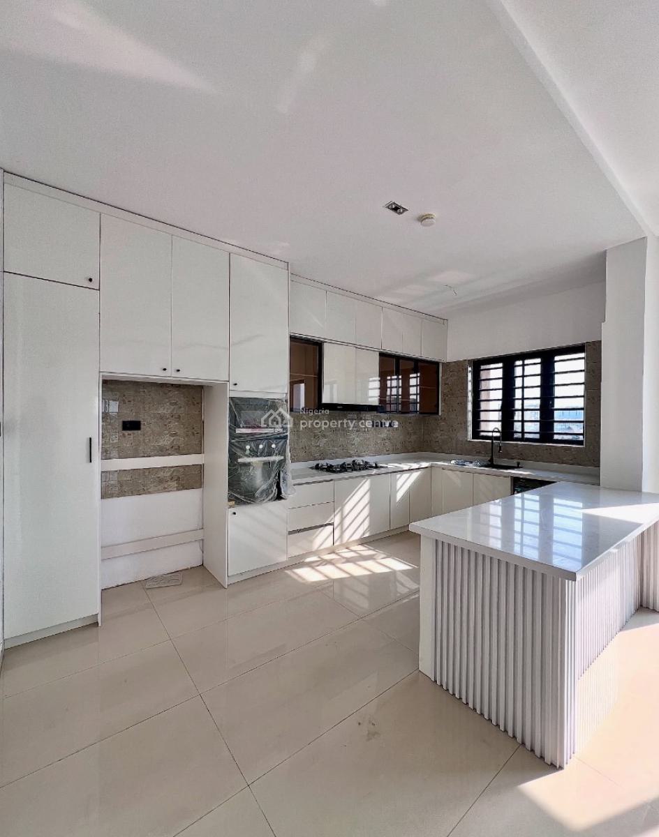 Fully Serviced 3 Bedroom Apartment with Pool, Bq and Pool, Lekki Phase 1, Lekki Phase 1, Lekki, Lagos, Block of Flats for Sale