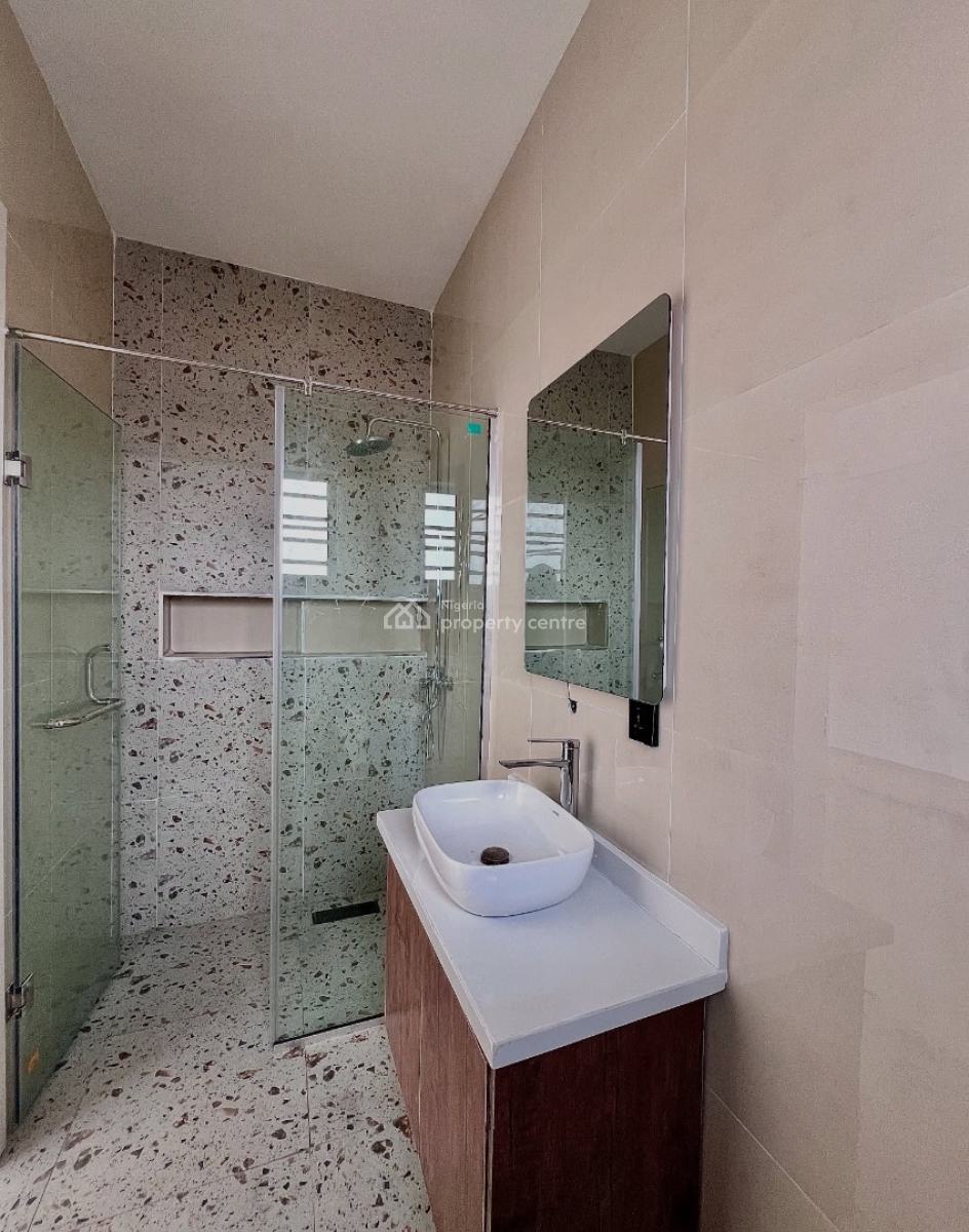Fully Serviced 3 Bedroom Apartment with Pool, Bq and Pool, Lekki Phase 1, Lekki Phase 1, Lekki, Lagos, Block of Flats for Sale