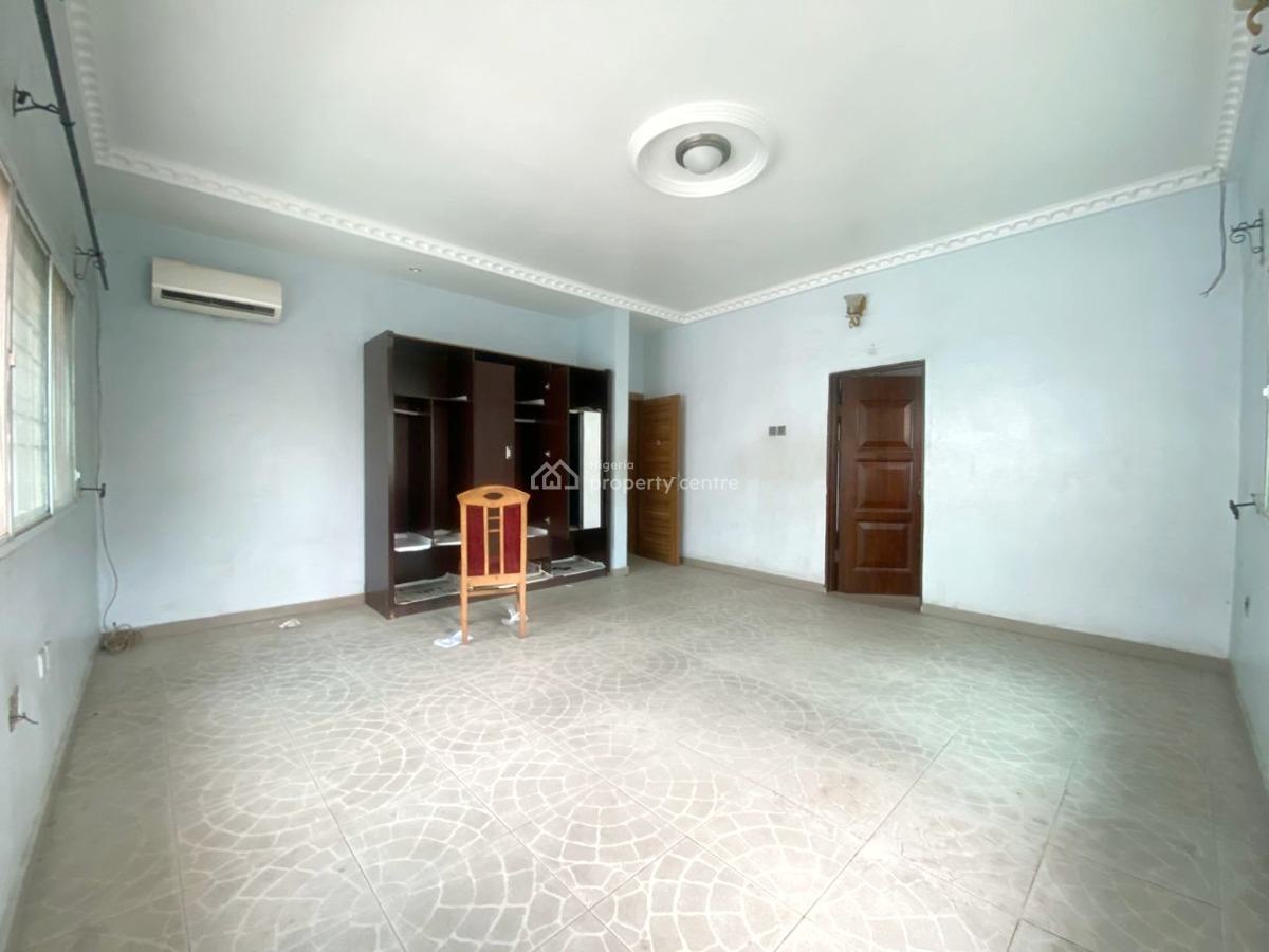 Luxury 4 Bedroom Semi Detached Duplex with Laundry, Gra Phase 1, Magodo, Lagos, Semi-detached Duplex for Sale