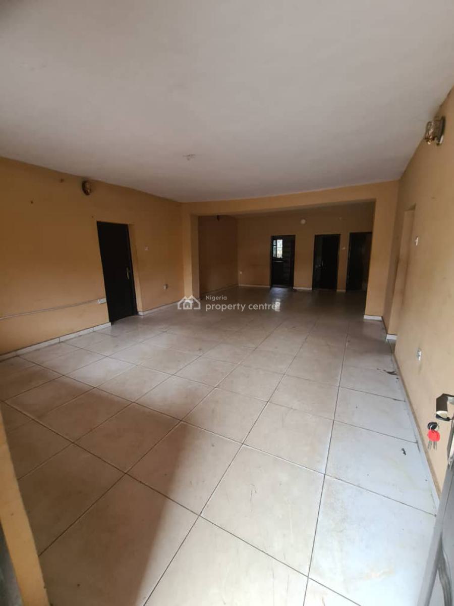 3 Bedroom Flat with Sweet Modern Facilities, Abayomi, Iwo Road, Ibadan, Oyo, Flat / Apartment for Rent