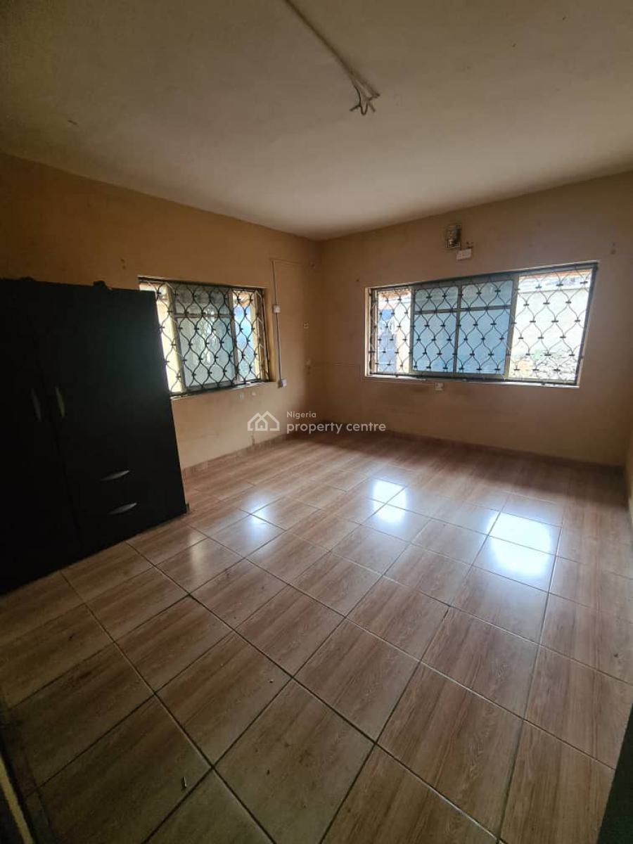 3 Bedroom Flat with Sweet Modern Facilities, Abayomi, Iwo Road, Ibadan, Oyo, Flat / Apartment for Rent