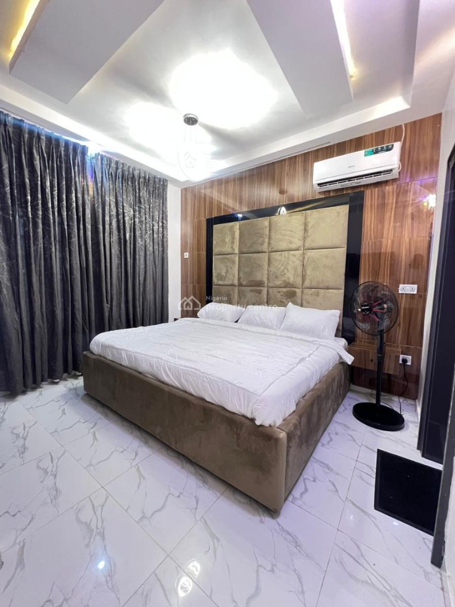 2 Bedroom Apartment, Alagbaka Akure, Akure, Ondo, House Short Let