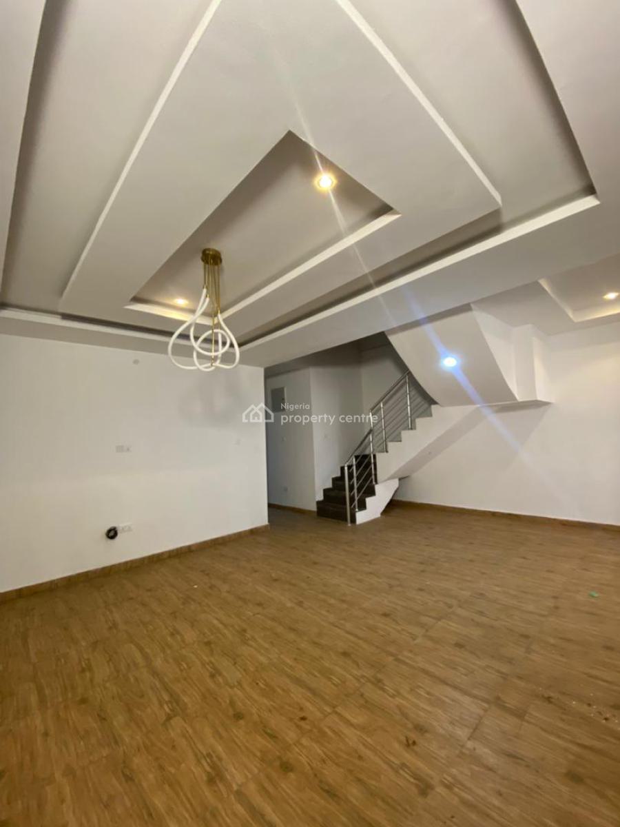 4 Bedrooms Semi-detached Duplex, Chevron, Lekki, Lagos, Semi-detached Duplex for Sale