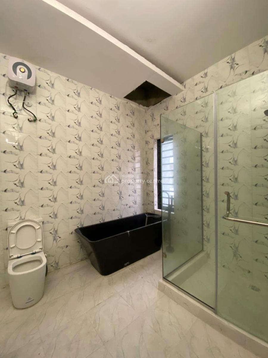 4 Bedrooms Semi-detached Duplex, Chevron, Lekki, Lagos, Semi-detached Duplex for Sale