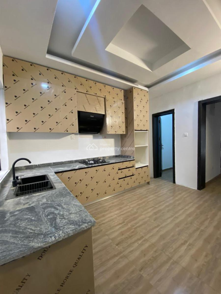4 Bedrooms Semi-detached Duplex, Chevron, Lekki, Lagos, Semi-detached Duplex for Sale