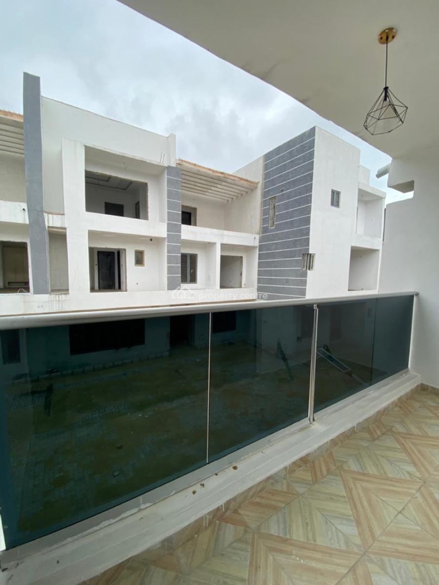 4 Bedrooms Semi-detached Duplex, Chevron, Lekki, Lagos, Semi-detached Duplex for Sale